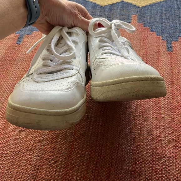 Veja V-10 CWL - Picture 4 of 11